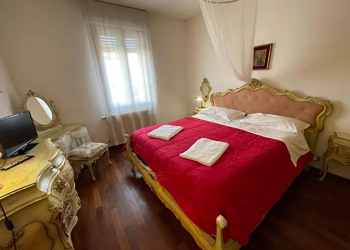 Luxury Royal Apartment